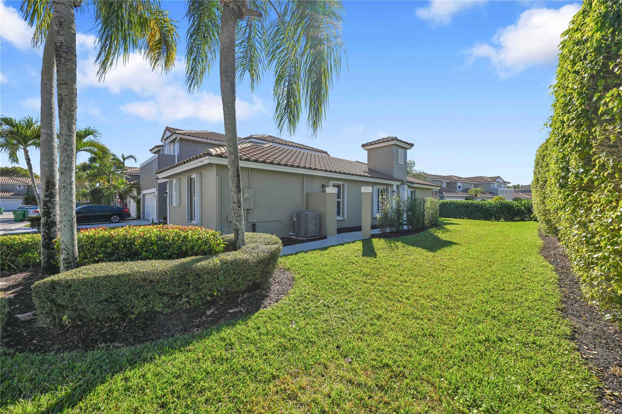 11766 NW 57th Street, Coral Springs, FL 33076, Coral Springs - Photo 3