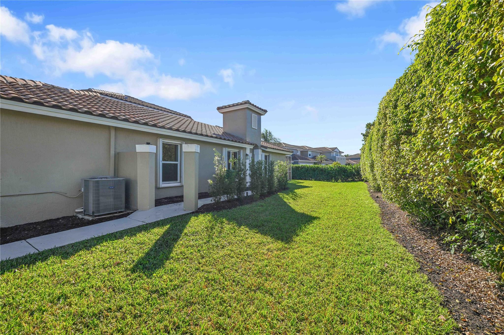 11766 NW 57th Street, Coral Springs, FL 33076, Coral Springs - Photo 4