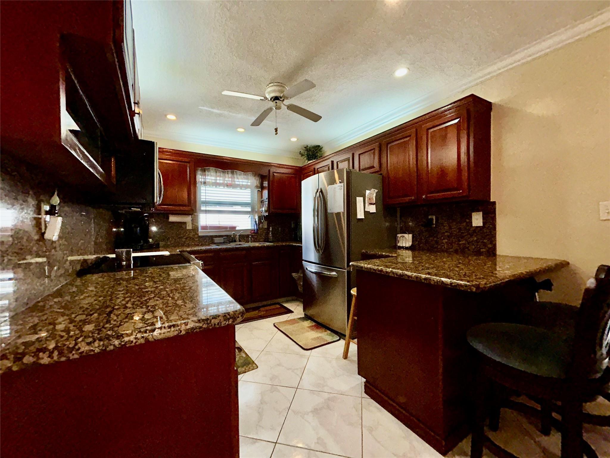 5971 NE 6th Avenue, Fort Lauderdale, FL 33334, Fort Lauderdale - Photo 5