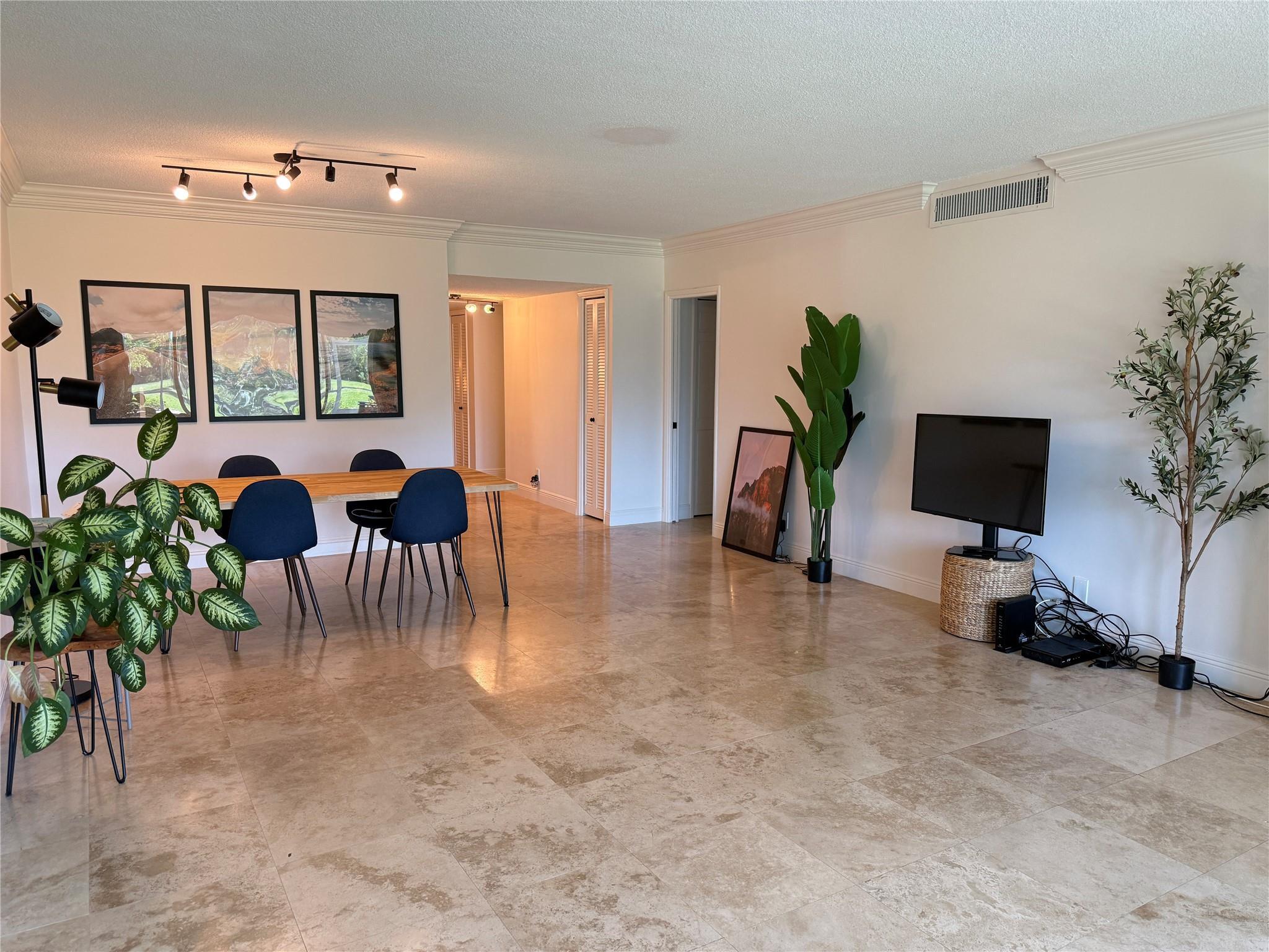 3000 N Palm Aire Drive 107, Pompano Beach, FL 33069, Pompano Beach - Photo 5