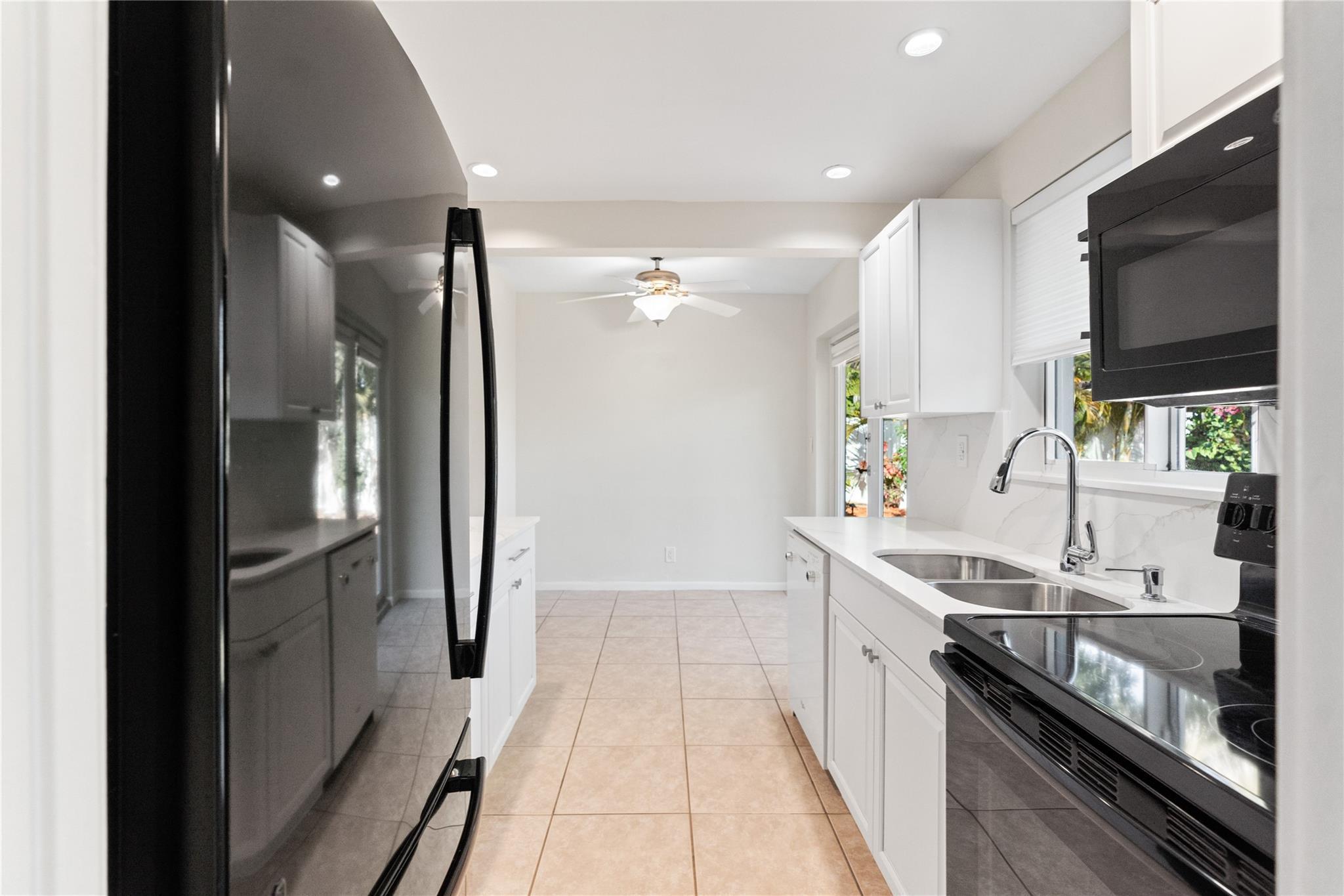 2616 Middle River Drive, Fort Lauderdale, FL 33306, Fort Lauderdale - Photo 3