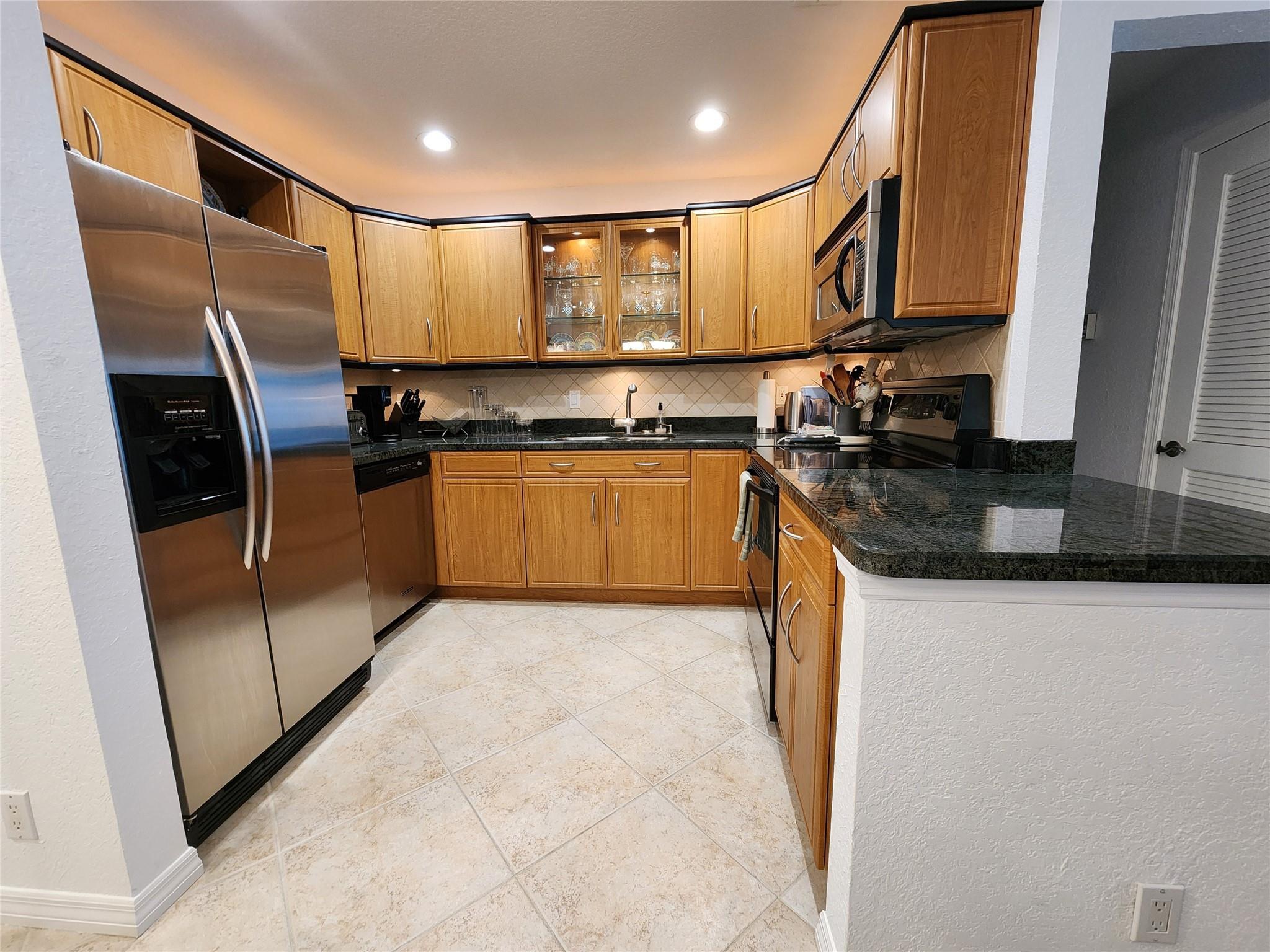 6437 Bay Club Drive 4, Fort Lauderdale, FL 33308, Fort Lauderdale - Photo 3