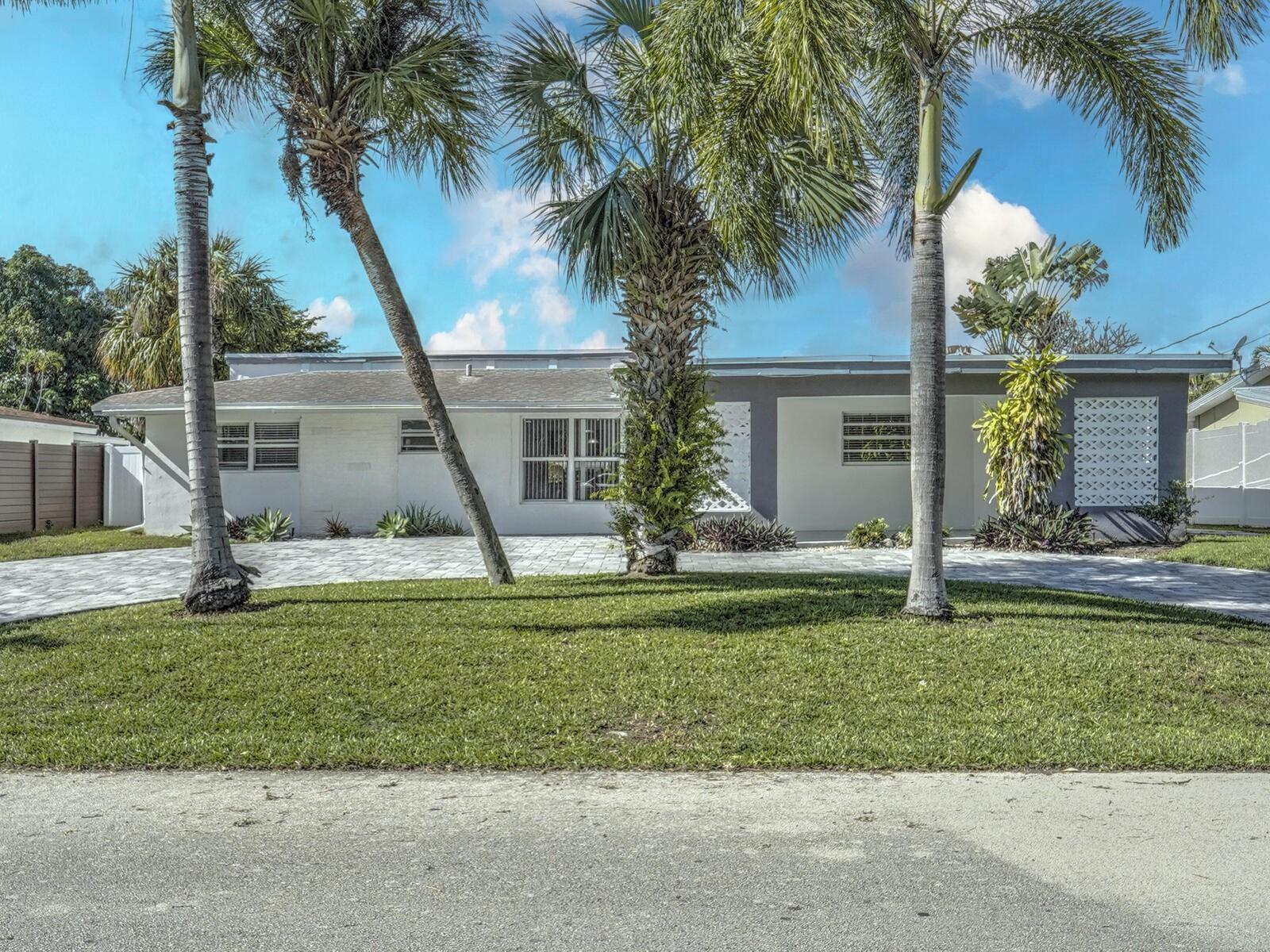 1621 SW 3rd Avenue, Pompano Beach, FL 33060, Pompano Beach - Photo 4