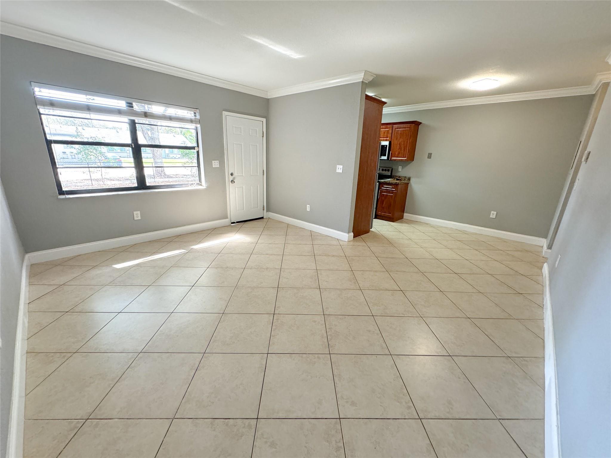 1925 Madison Street 4, Hollywood, FL 33020, Hollywood - Photo 2
