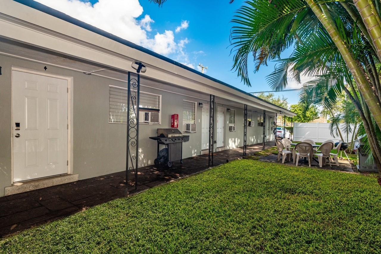 1017 NE 14th Avenue, Fort Lauderdale, FL 33304, Fort Lauderdale - Photo 4