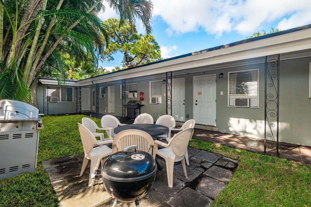 1017 NE 14th Avenue, Fort Lauderdale, FL 33304, Fort Lauderdale - Photo 3