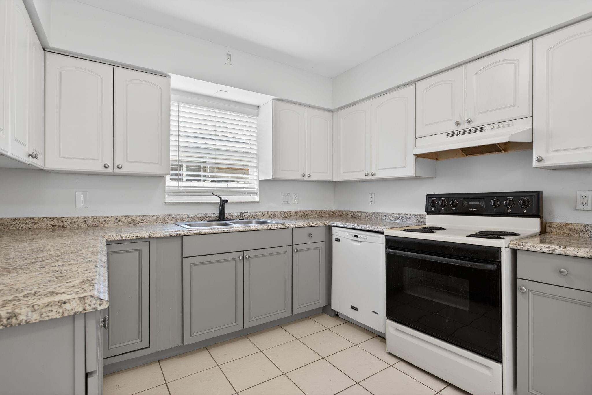 536 SE 20th Avenue 1, Deerfield Beach, FL 33441, Deerfield Beach