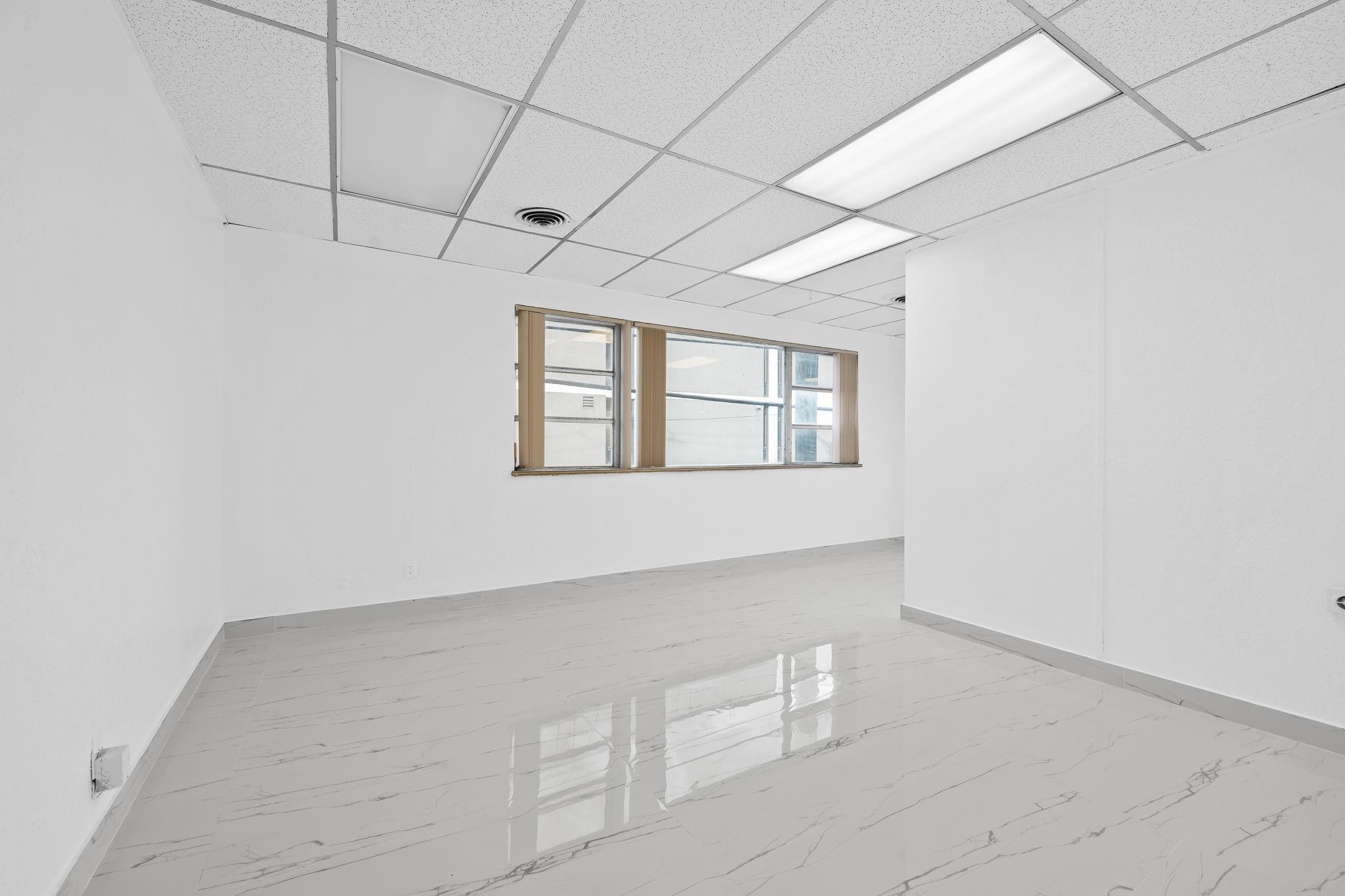 2601 E Atlantic Boulevard, Pompano Beach, FL 33062, Pompano Beach - Photo 2