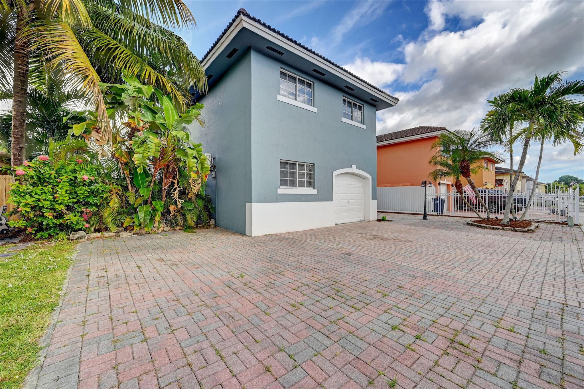 14125 SW 167th Terrace, Miami, FL 33177, Miami - Photo 2