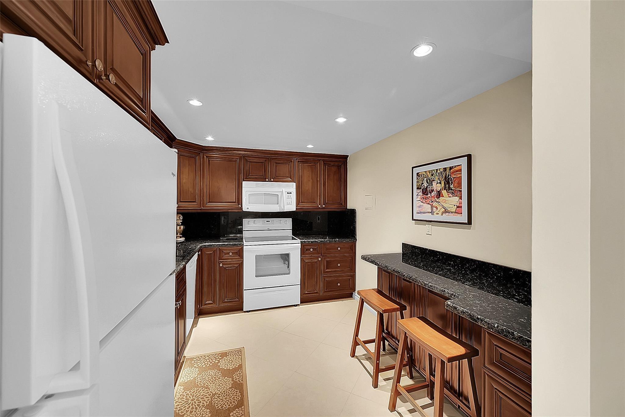 531 N Ocean Boulevard 410, Pompano Beach, FL 33062, Pompano Beach - Photo 3