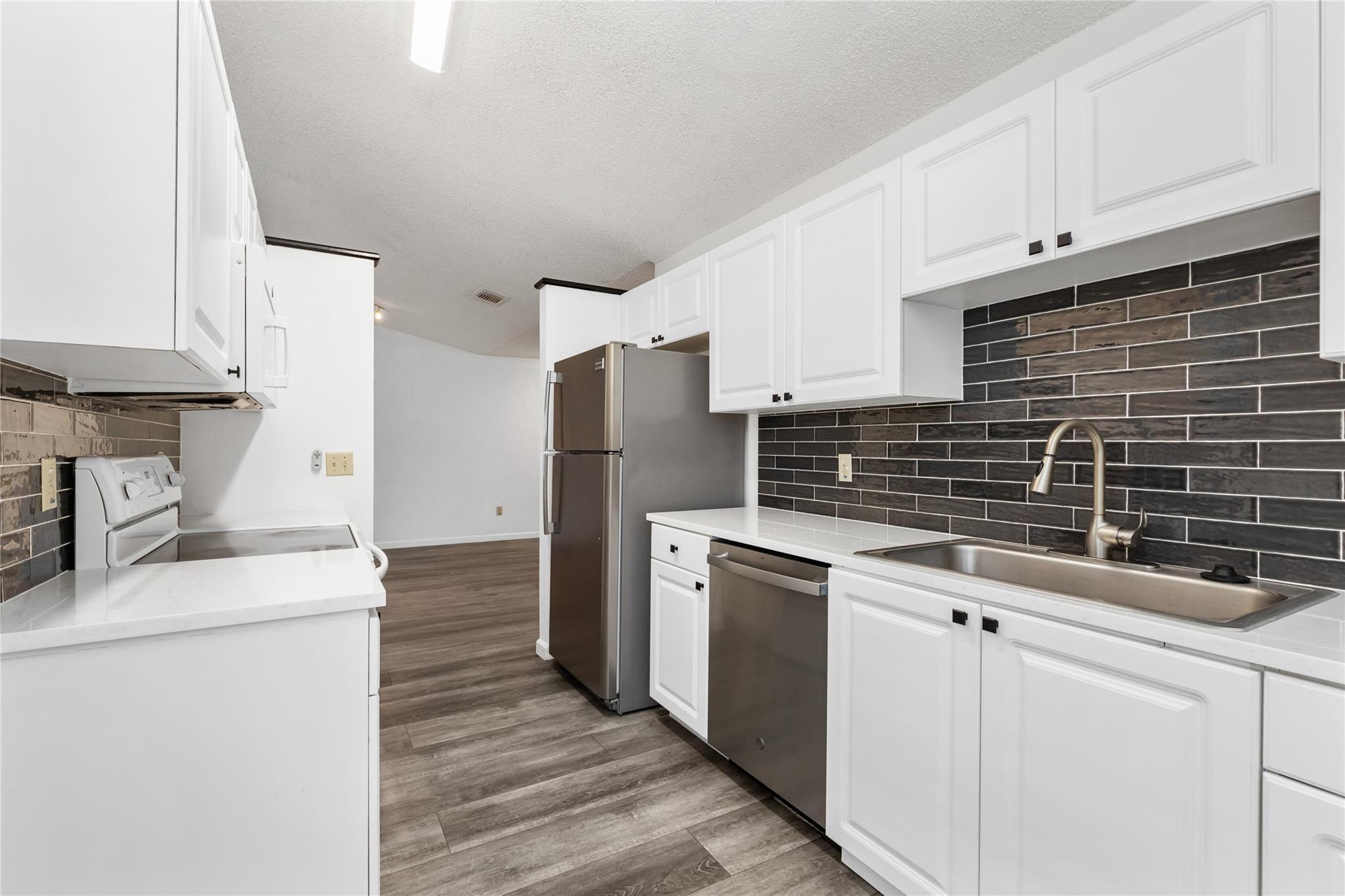 9114 SW 20th Street B, Boca Raton, FL 33428, Boca Raton - Photo 5