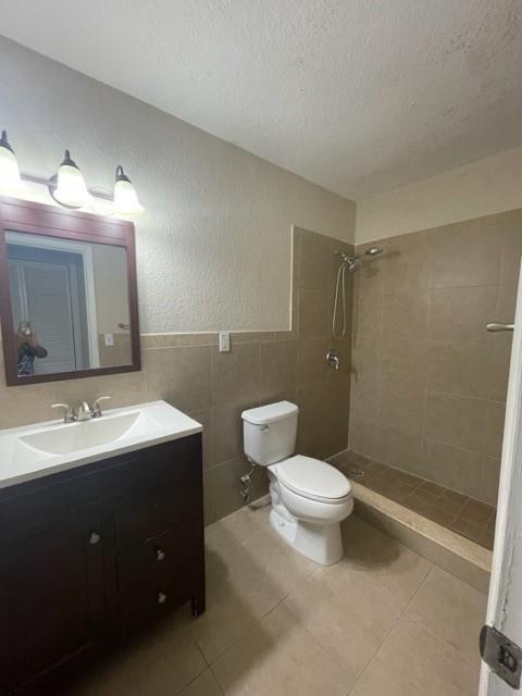 7871 NW 181st Street, Hialeah, FL 33015, Hialeah - Photo 5