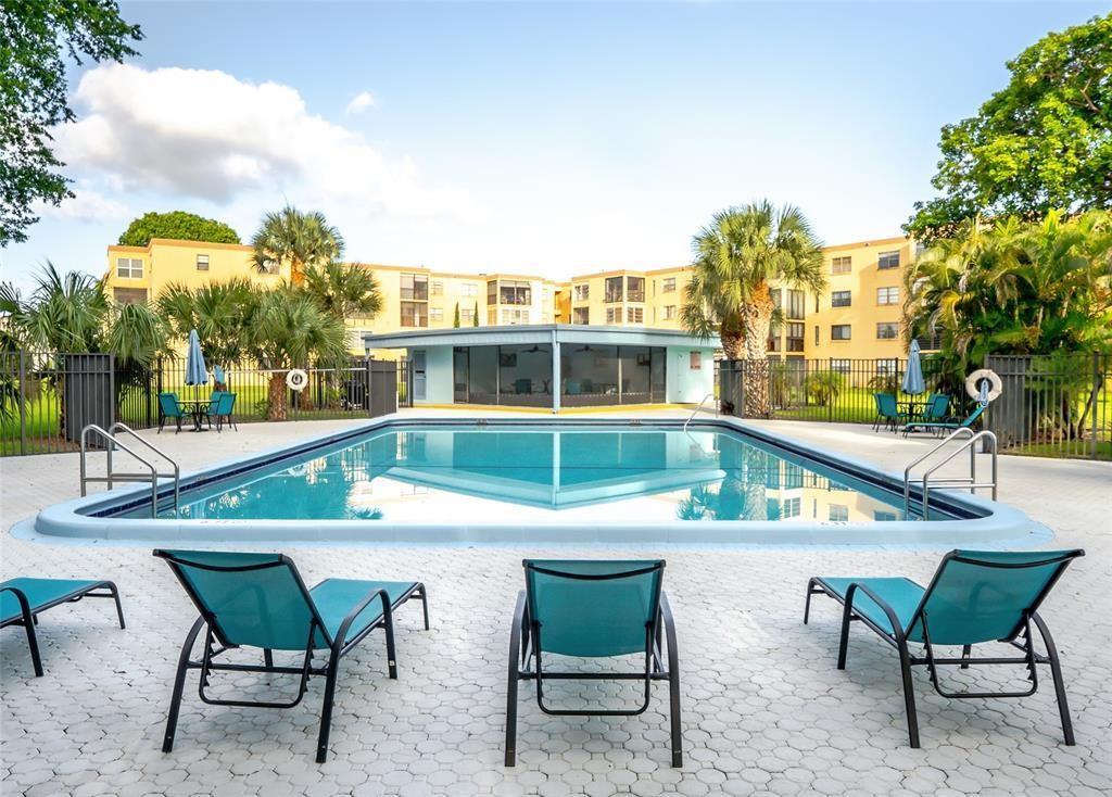 9440 SW 8th Street 308, Boca Raton, FL 33428, Boca Raton - Photo 5