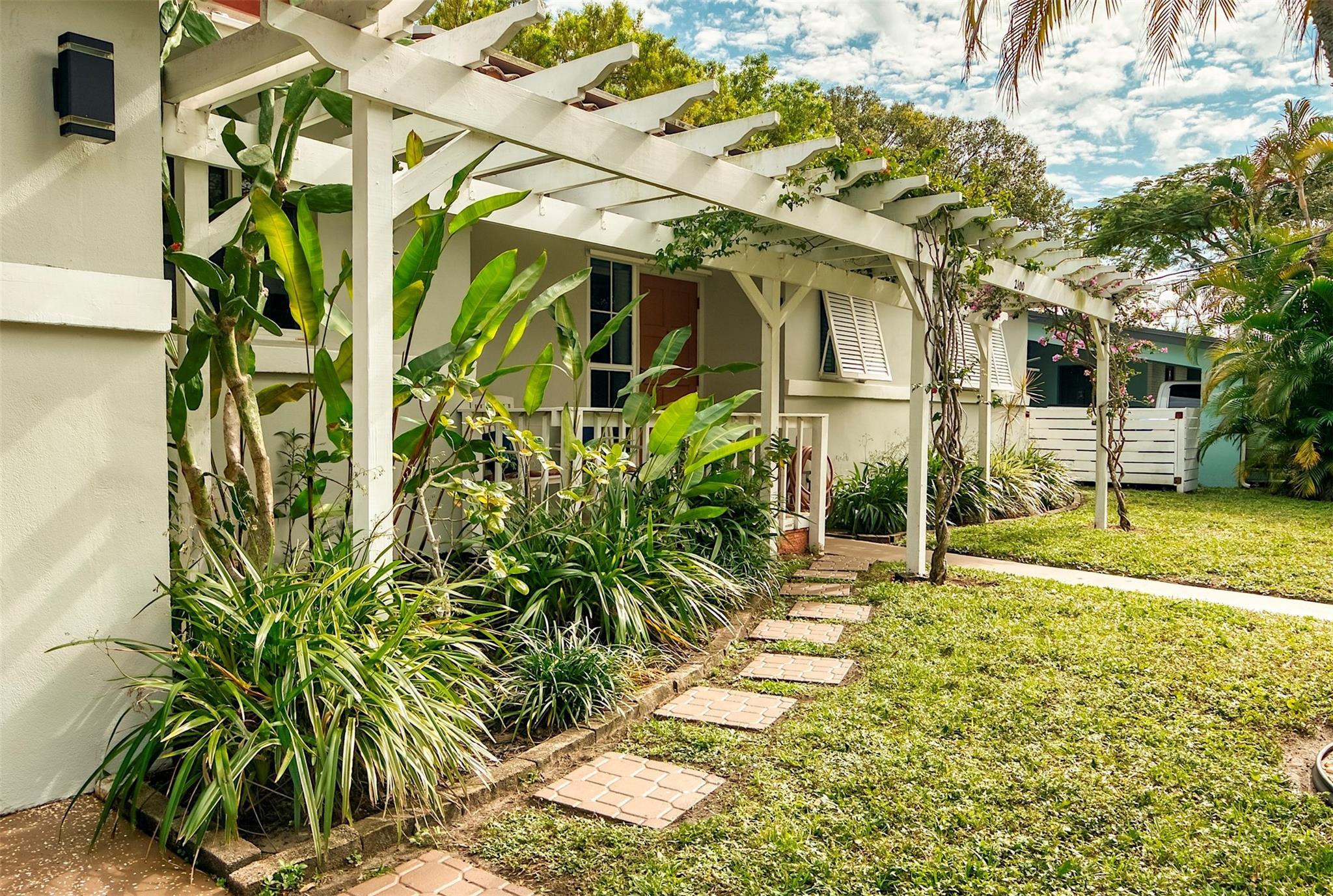 2100 SW 23rd Terrace, Fort Lauderdale, FL 33312, Fort Lauderdale - Photo 4