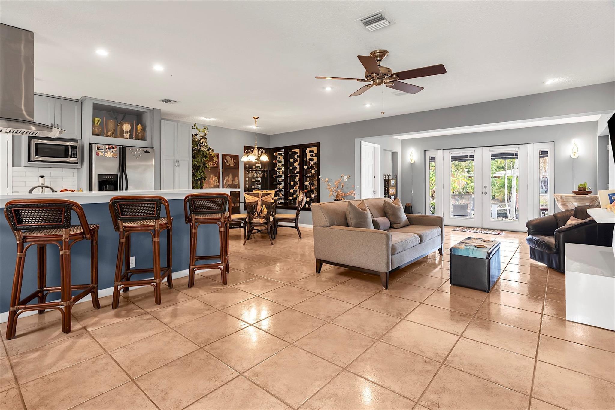 2100 SW 23rd Terrace, Fort Lauderdale, FL 33312, Fort Lauderdale - Photo 5