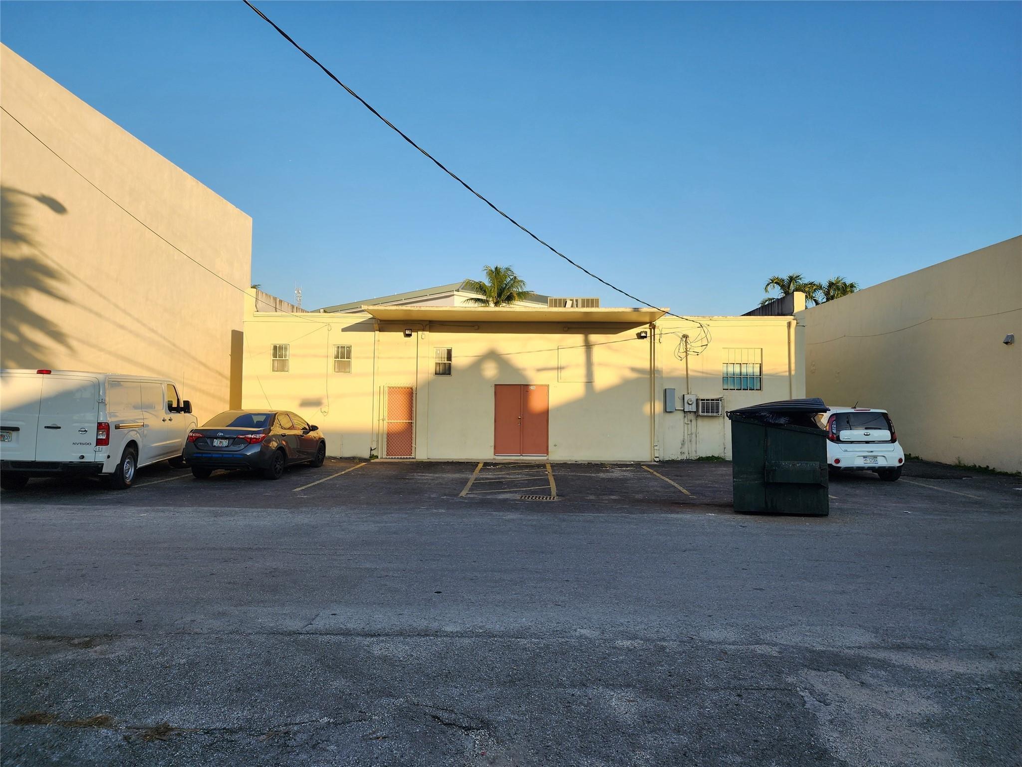 216 Washington Avenue, Homestead, FL 33030, Homestead - Photo 3