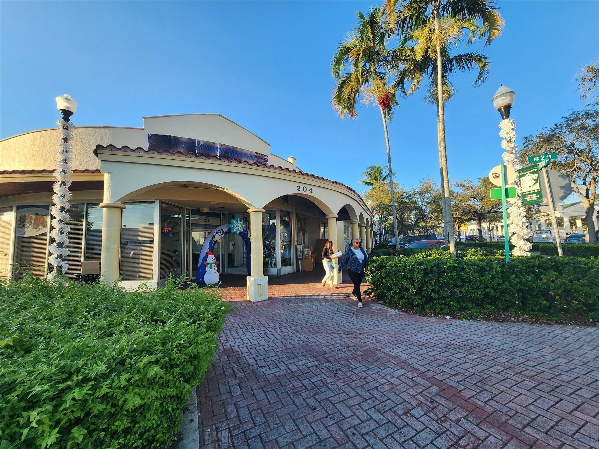 216 Washington Avenue, Homestead, FL 33030, Homestead - Photo 4