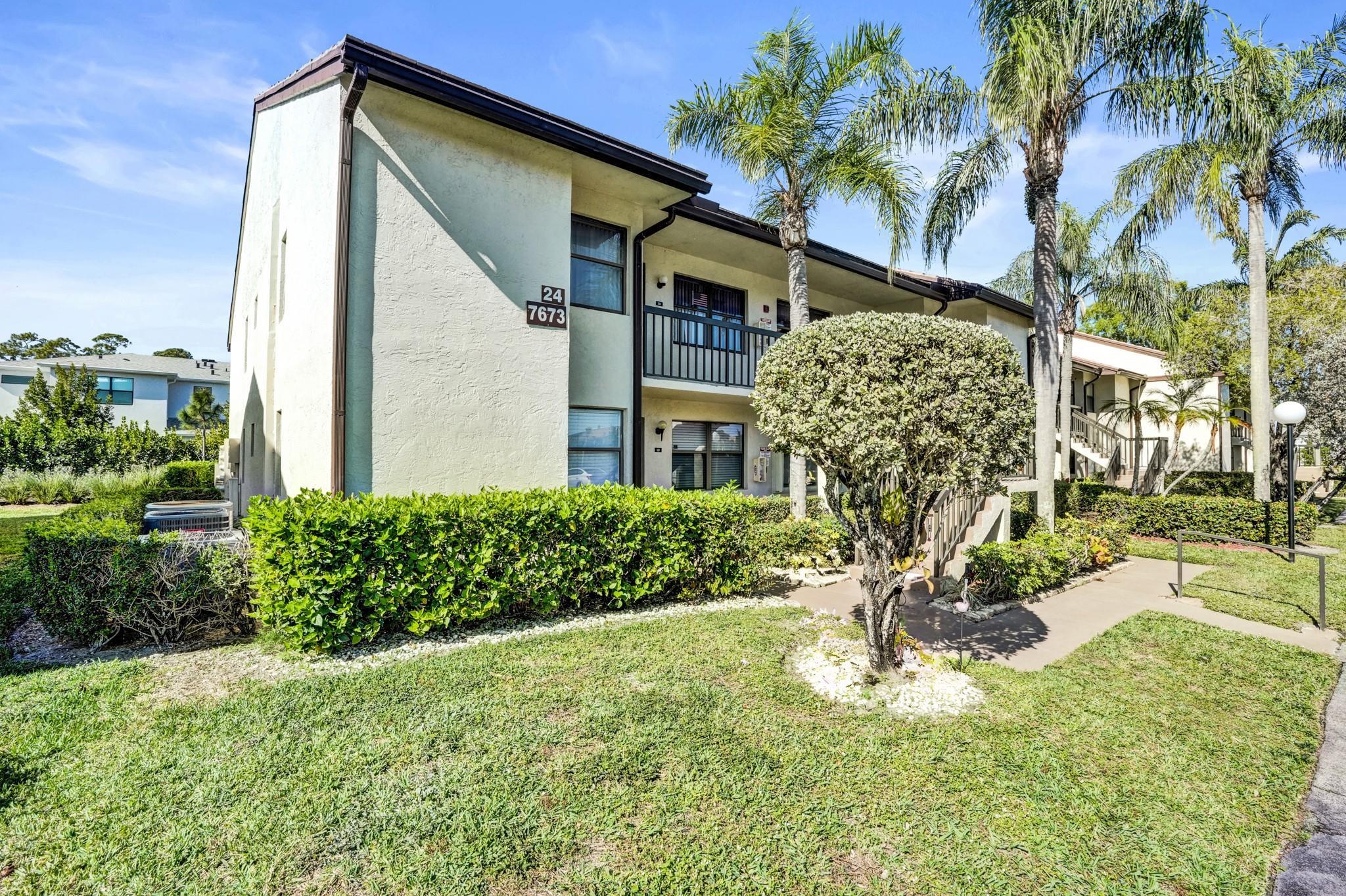 7673 Tahiti Lane 202, Lake Worth, FL 33467, Lake Worth - Photo 5