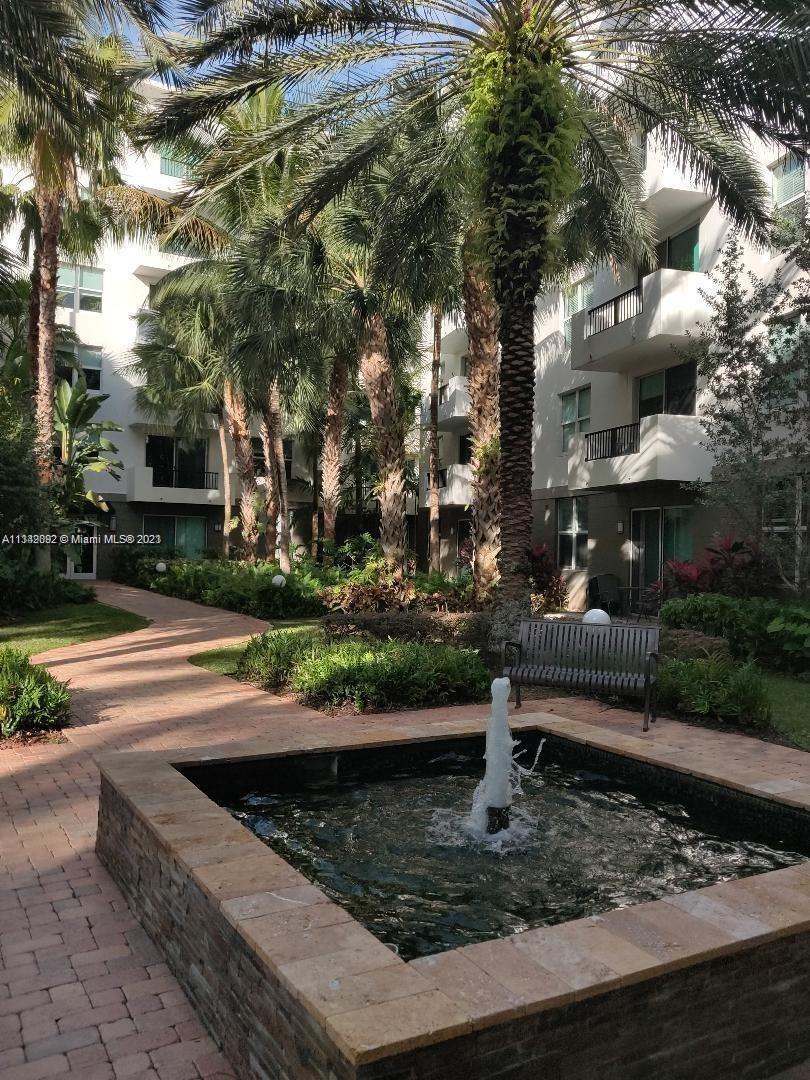 2401 NE 65th Street 608, Fort Lauderdale, FL 33308, Fort Lauderdale - Photo 2