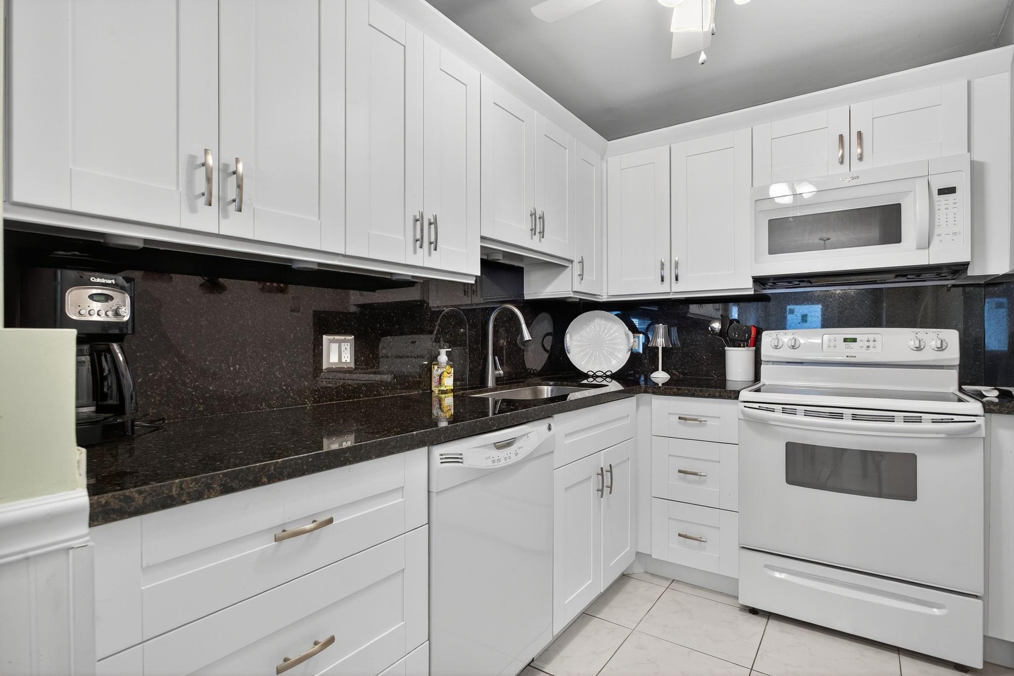 2850 NE 14th Street Causeway 107, Pompano Beach, FL 33062, Pompano Beach - Photo 5