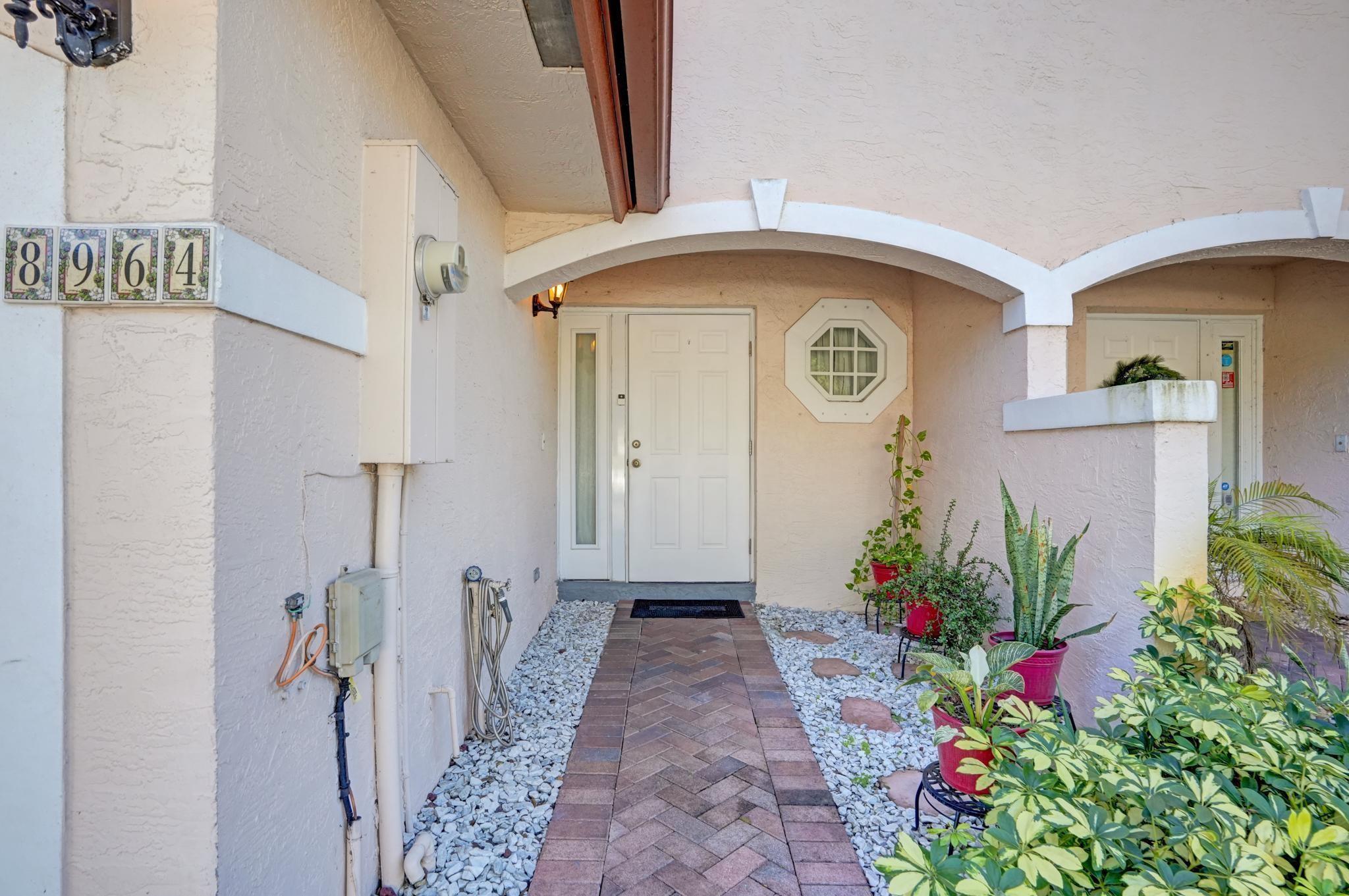 8964 NW 38th Drive 8964, Coral Springs, FL 33065, Coral Springs - Photo 3