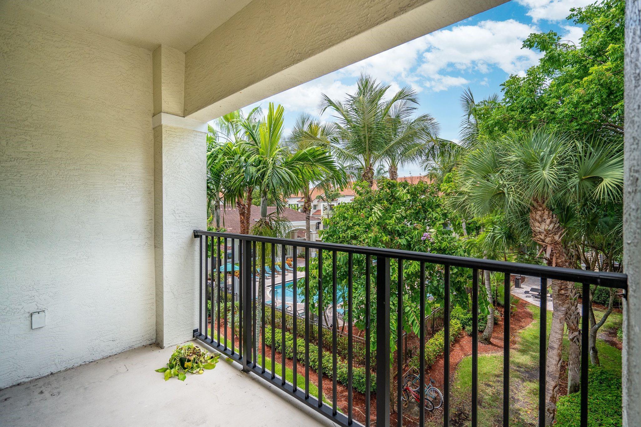 5840 W Sample Road 301, Coral Springs, FL 33067, Coral Springs - Photo 3