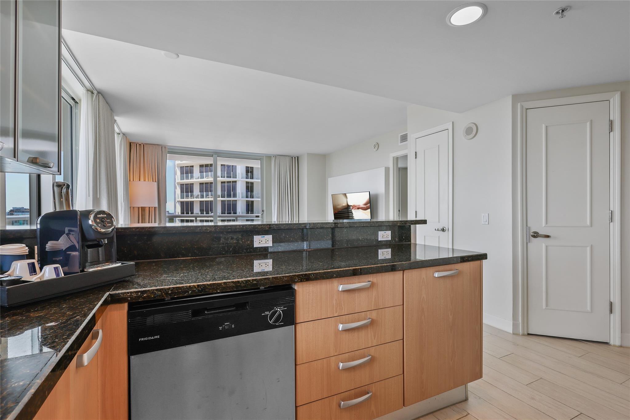 505 N Fort Lauderdale Bch Boulevard 1702, Fort Lauderdale, FL 33304, Fort Lauderdale - Photo 4