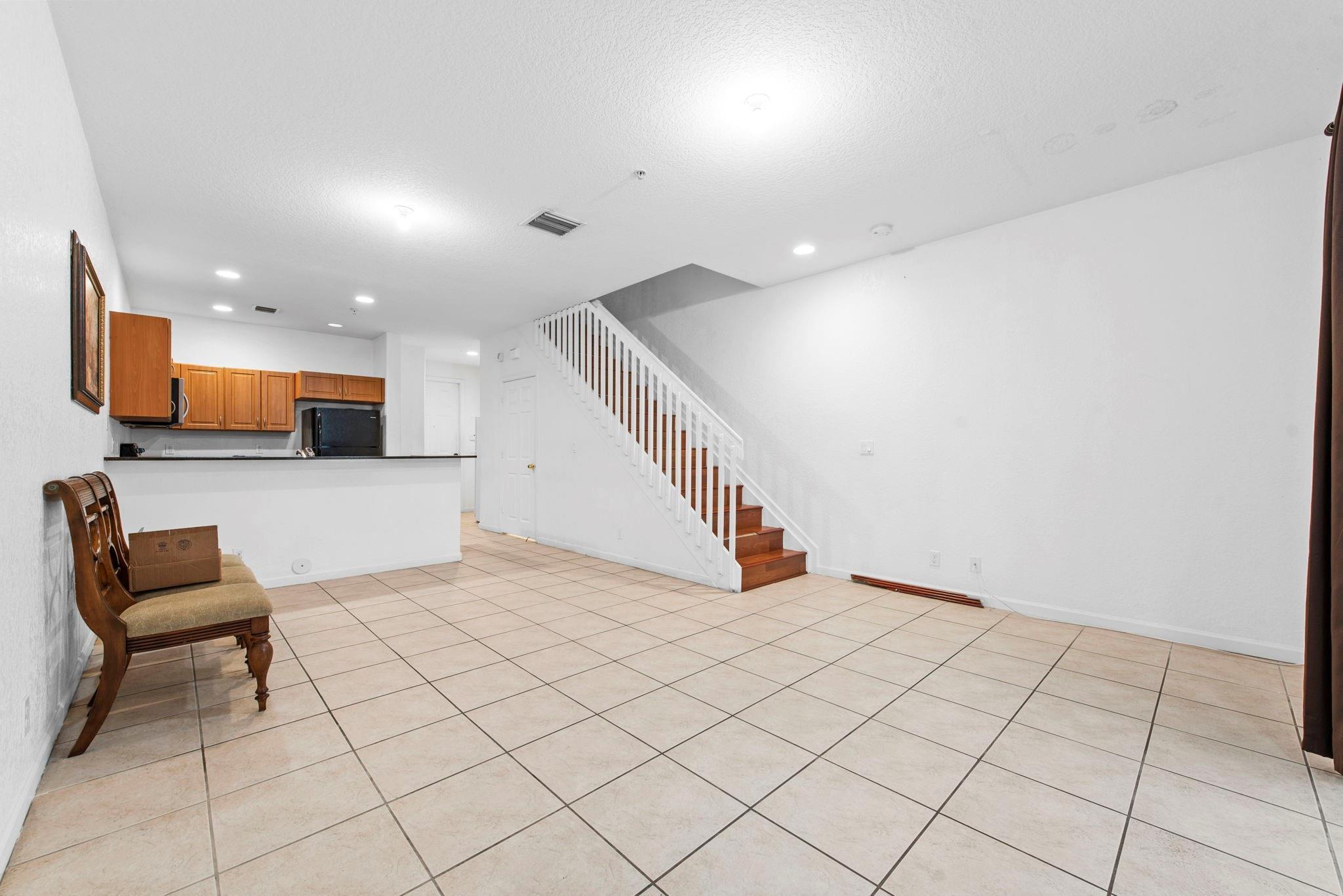 1425 NW 36th Way, Lauderhill, FL 33311, Lauderhill - Photo 3
