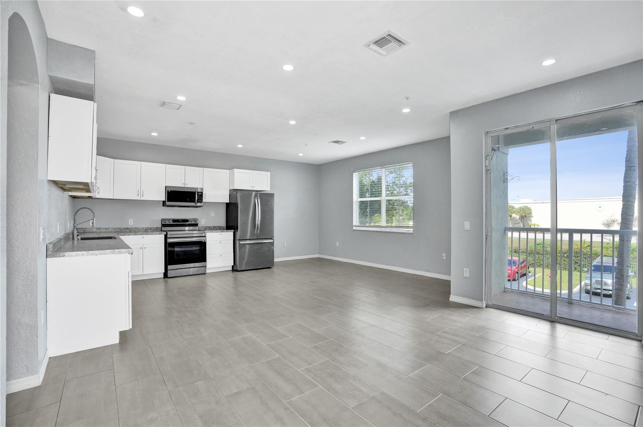 2137 Shoma Drive 156 Bldg 17, Royal Palm Beach, FL 33414, Royal Palm Beach