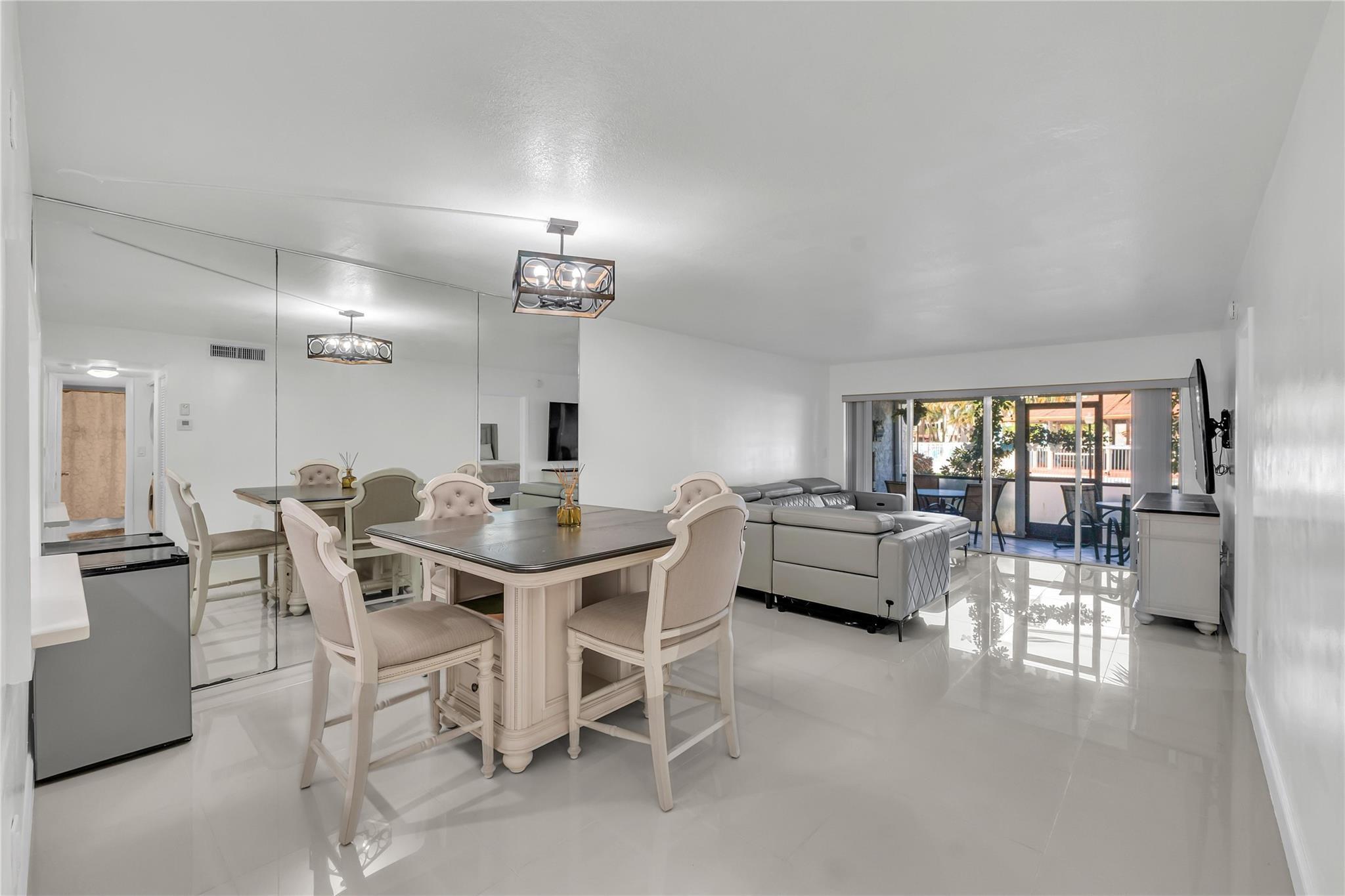 3920 Inverrary Boulevard 104-C, Lauderhill, FL 33319, Lauderhill - Photo 4