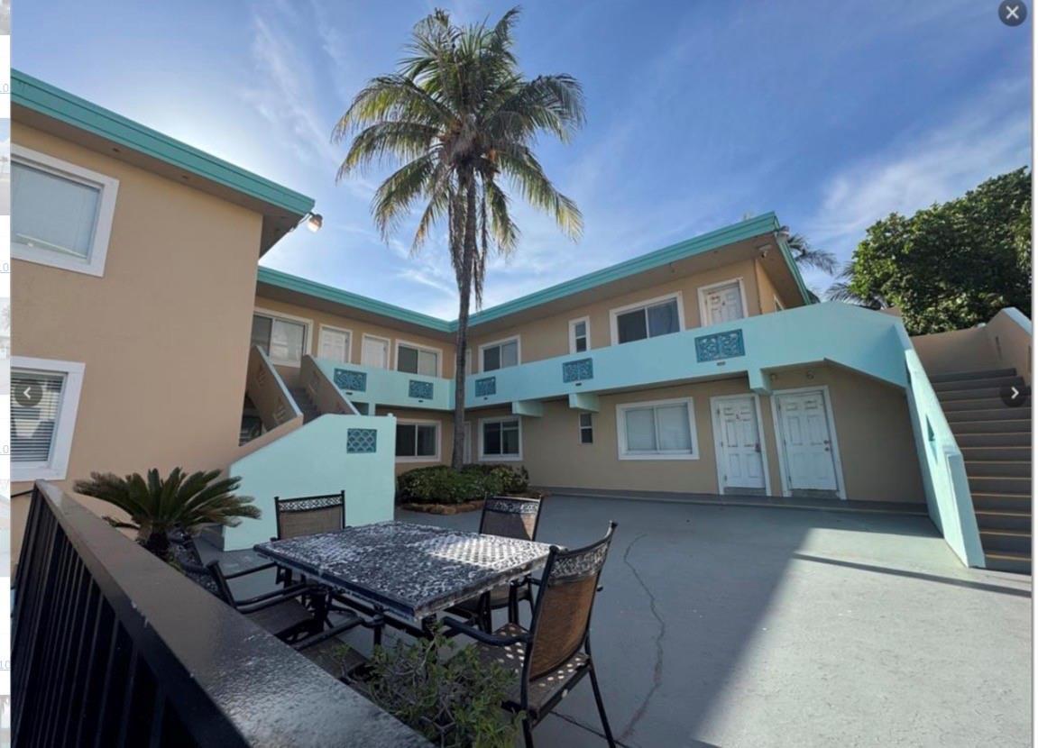 323 Monroe Street 2, Hollywood, FL 33019, Hollywood