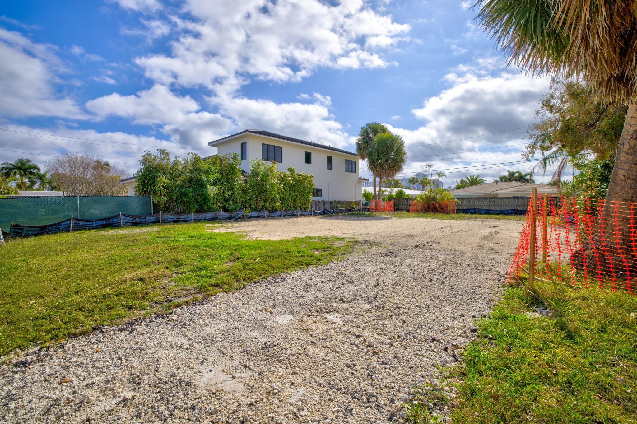 254 Capri Avenue, Lauderdale-By-The-Sea, FL 33308, Lauderdale-By-The-Sea - Photo 3