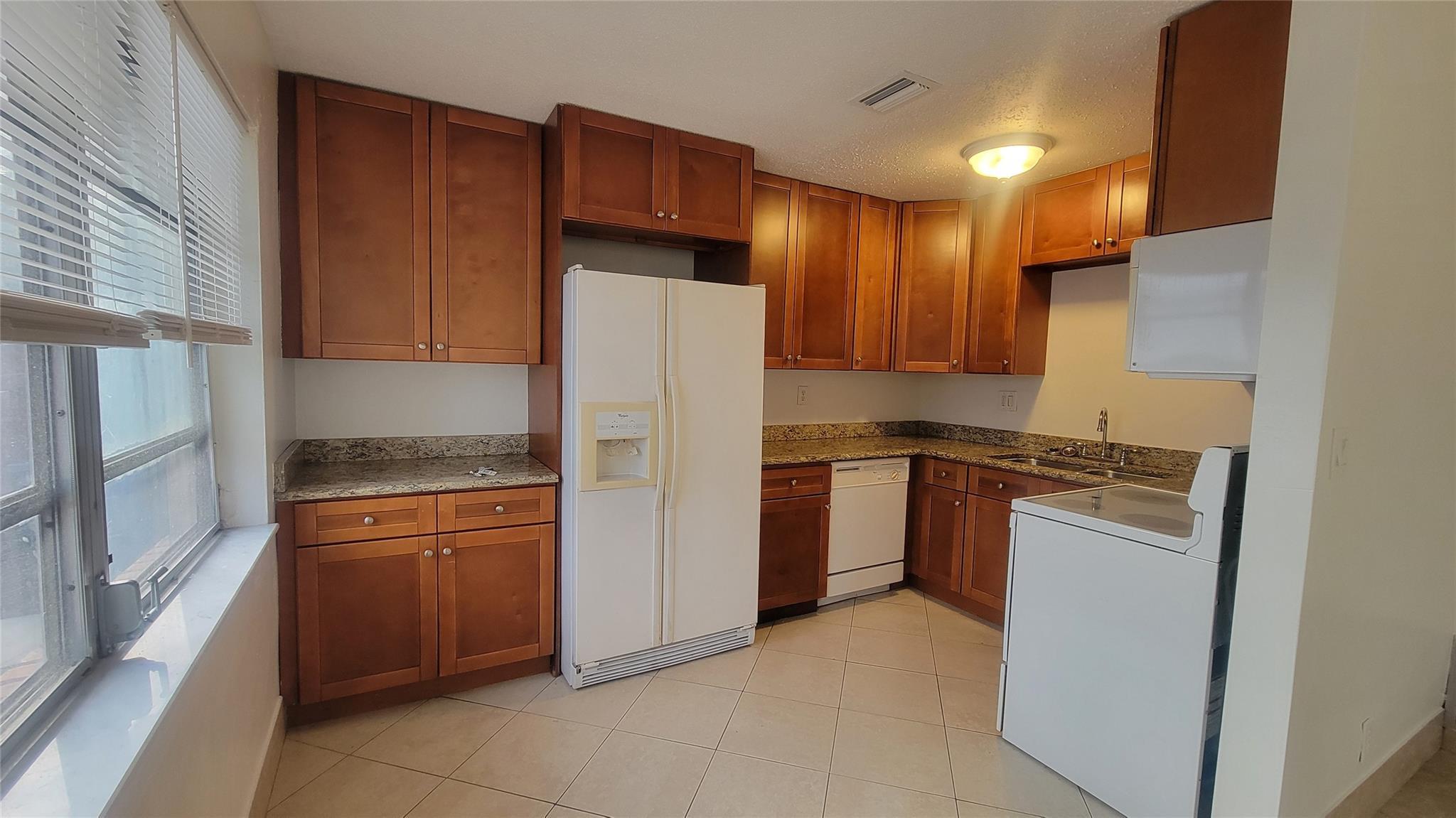 1821 NE 56th Street 1, Fort Lauderdale, FL 33308, Fort Lauderdale - Photo 4
