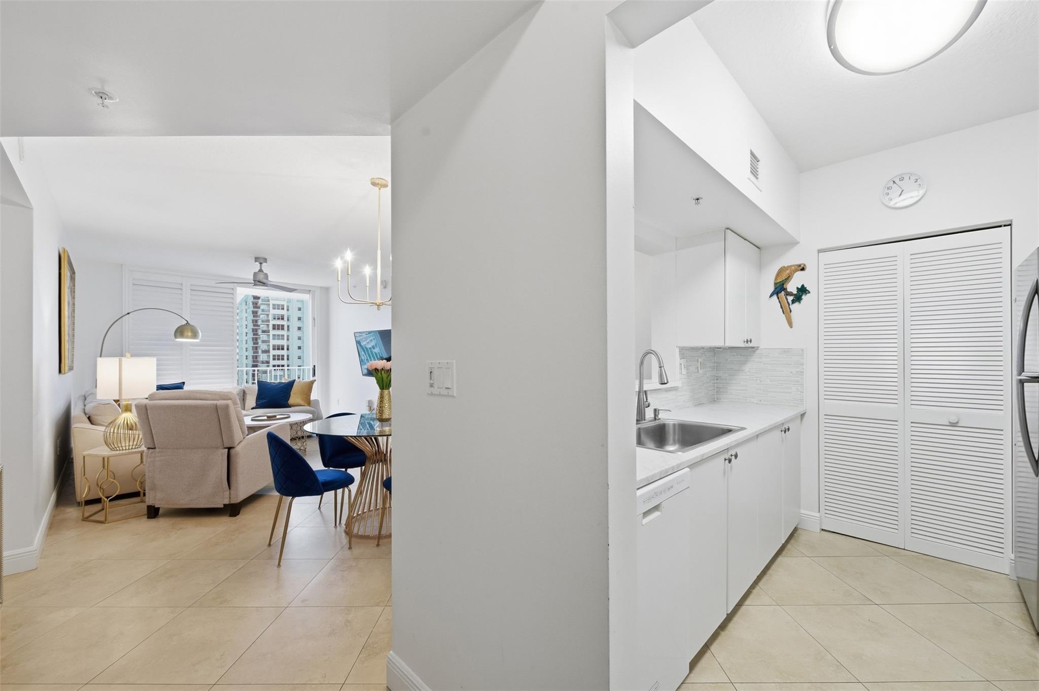 3020 NE 32nd Avenue 1103, Fort Lauderdale, FL 33308, Fort Lauderdale - Photo 2