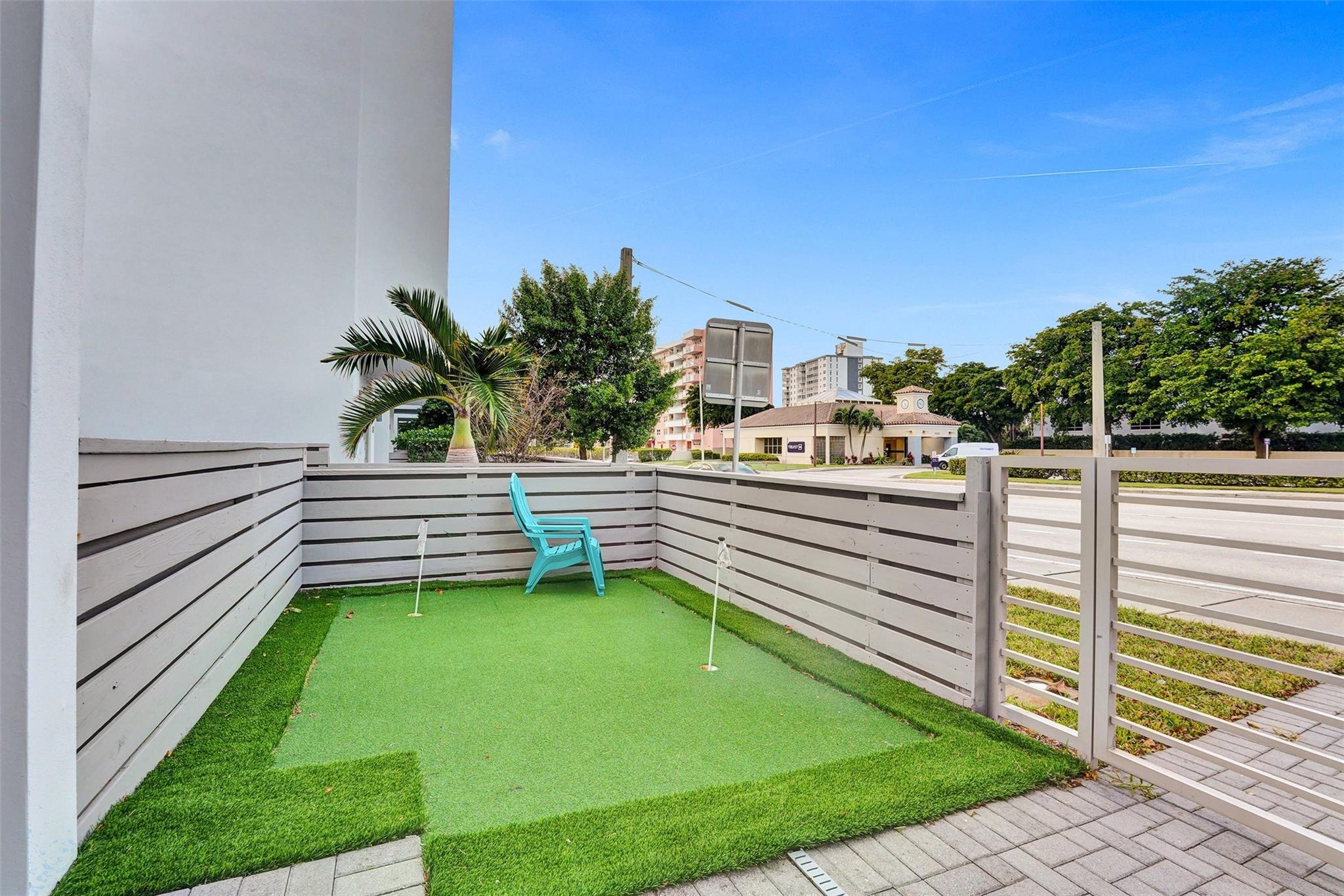 1371 N Ocean Boulevard, Pompano Beach, FL 33062, Pompano Beach - Photo 3