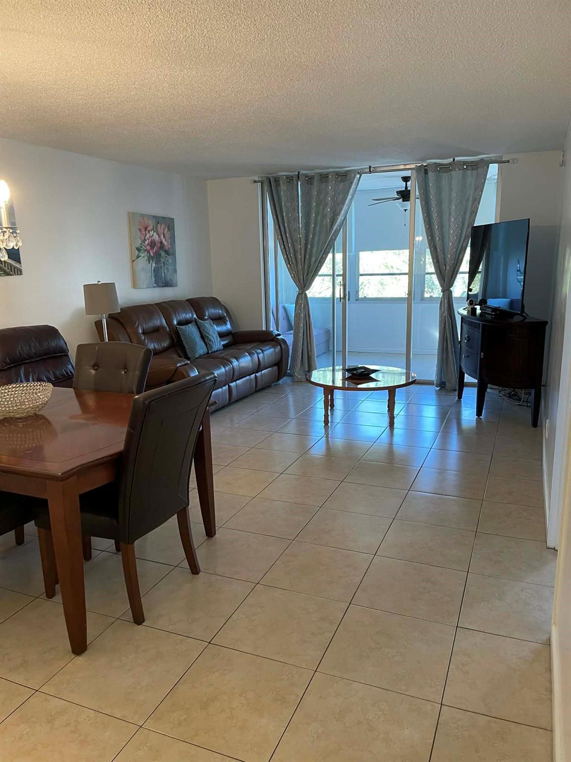 4899 NW 26th Court 453, Lauderdale Lakes, FL 33313, Lauderdale Lakes - Photo 4