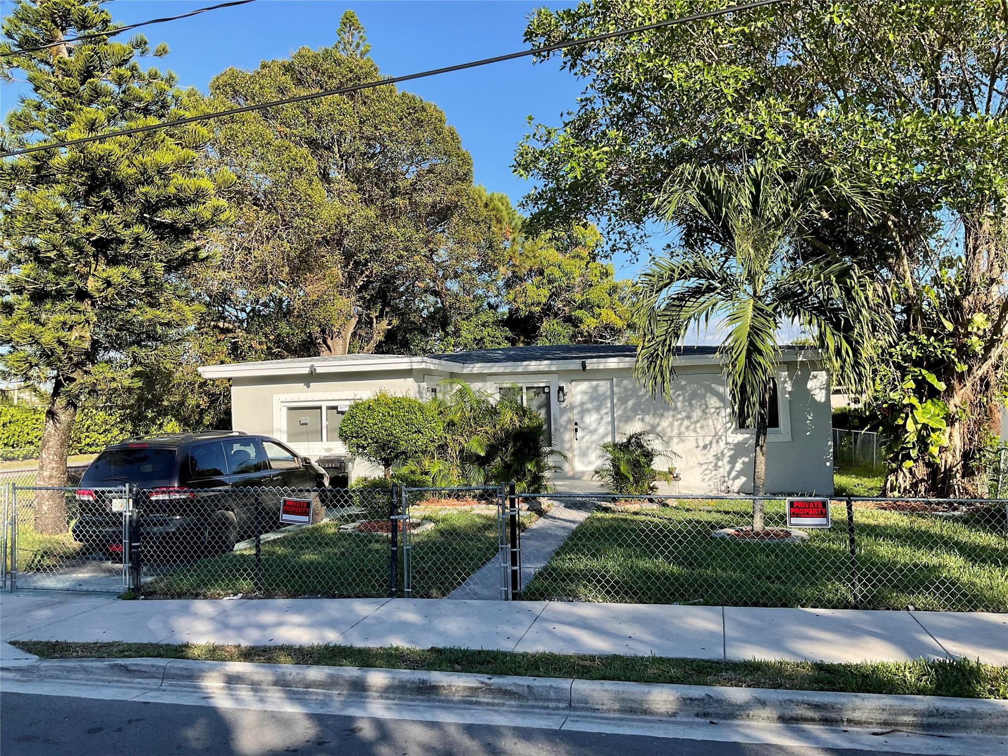 642 NW 14th Way, Fort Lauderdale, FL 33311, Fort Lauderdale