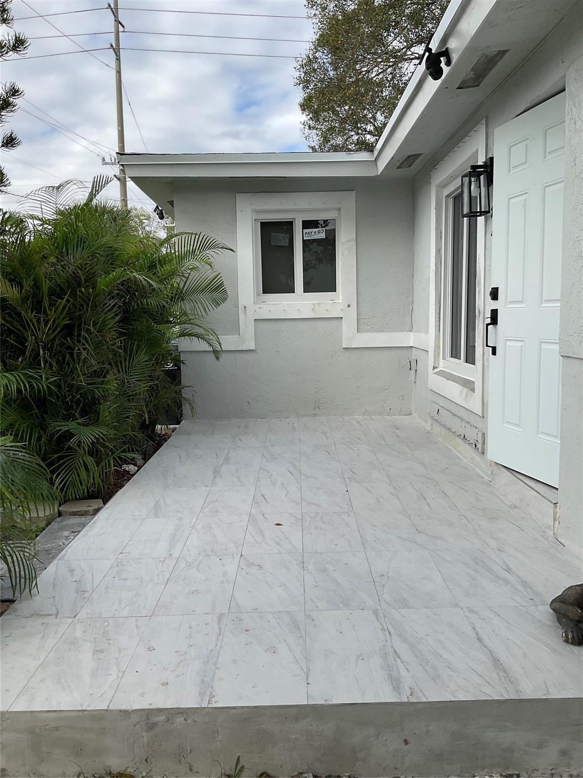 642 NW 14th Way, Fort Lauderdale, FL 33311, Fort Lauderdale - Photo 5