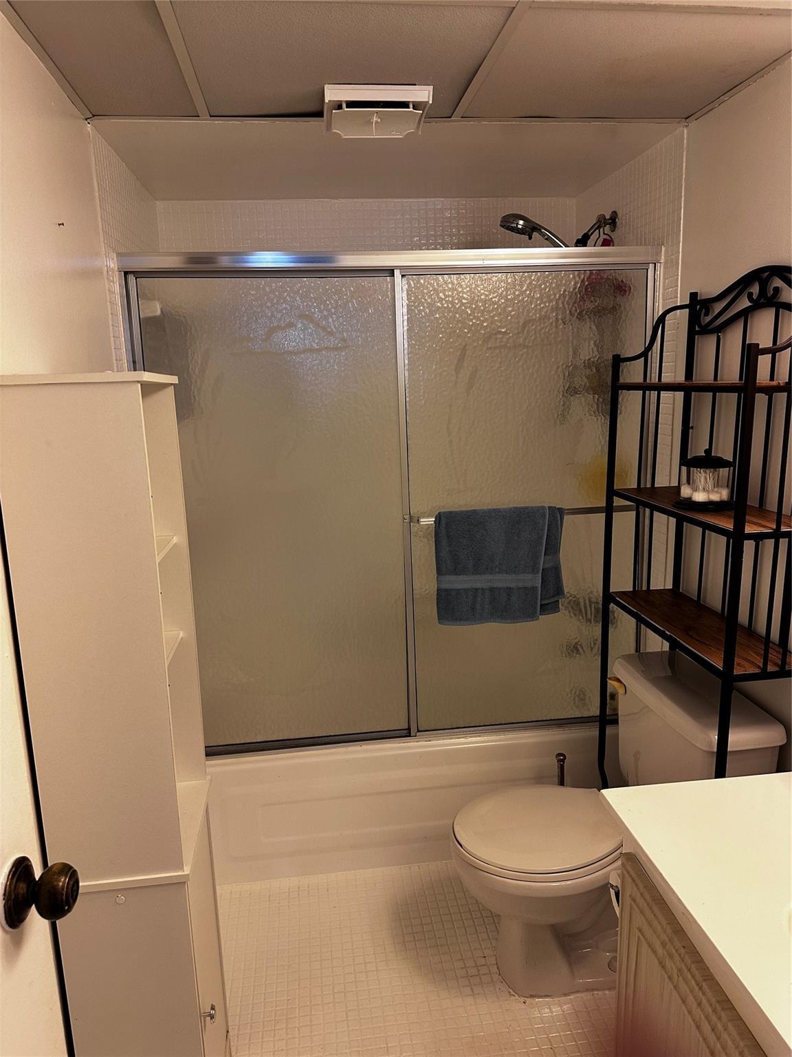 2831 Somerset Drive 118, Lauderdale Lakes, FL 33311, Lauderdale Lakes - Photo 5