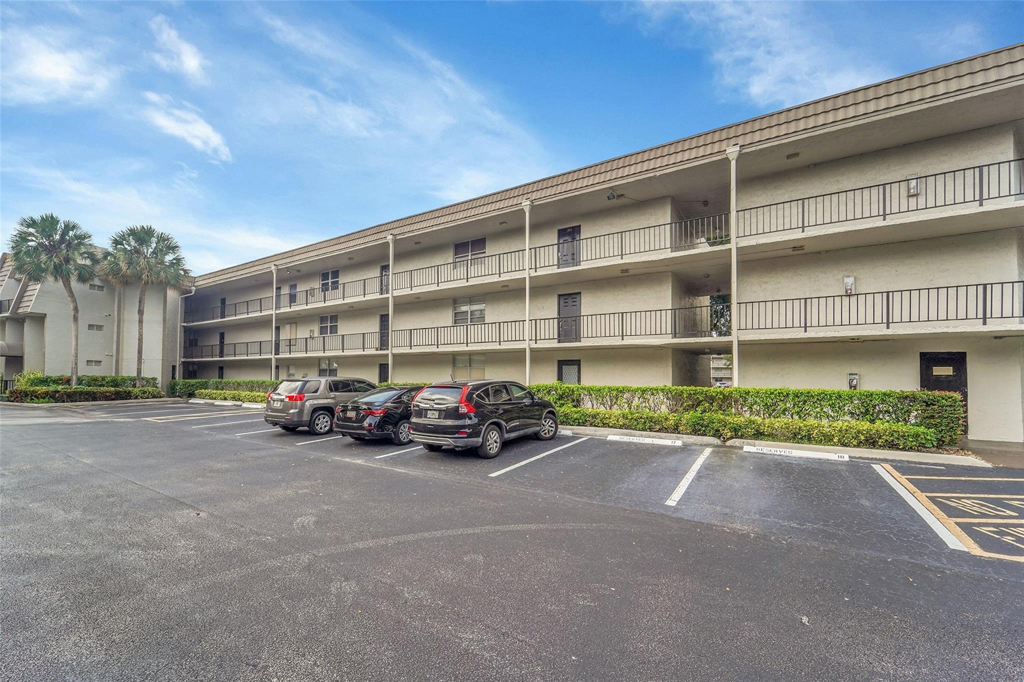9360 Lime Bay Boulevard 207, Tamarac, FL 33321, Tamarac - Photo 3