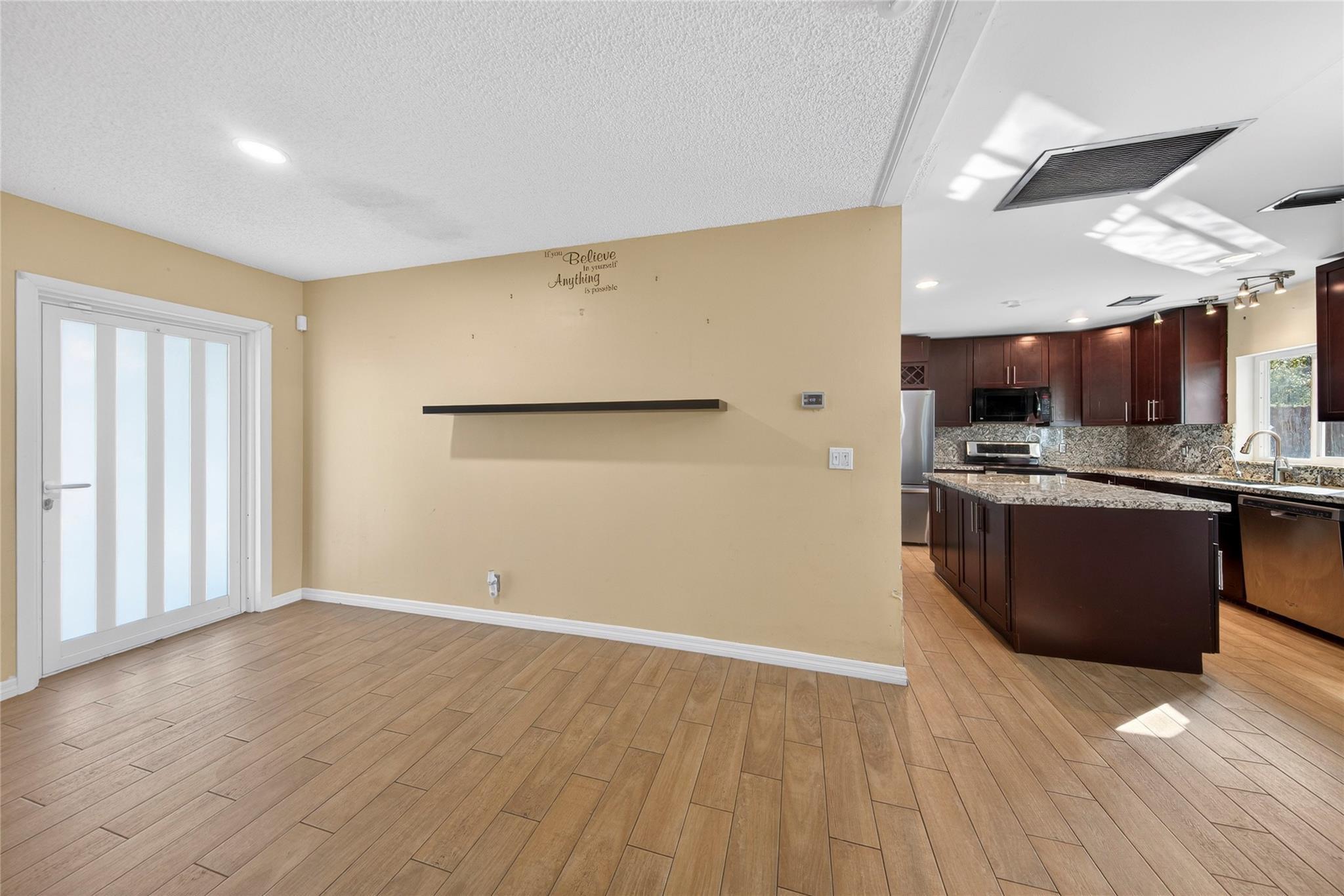 6847 NW 27th Way, Fort Lauderdale, FL 33309, Fort Lauderdale - Photo 5