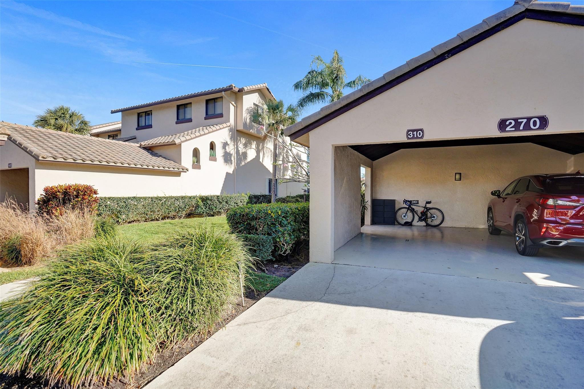 270 Captains Walk 310, Delray Beach, FL 33483, Delray Beach - Photo 2