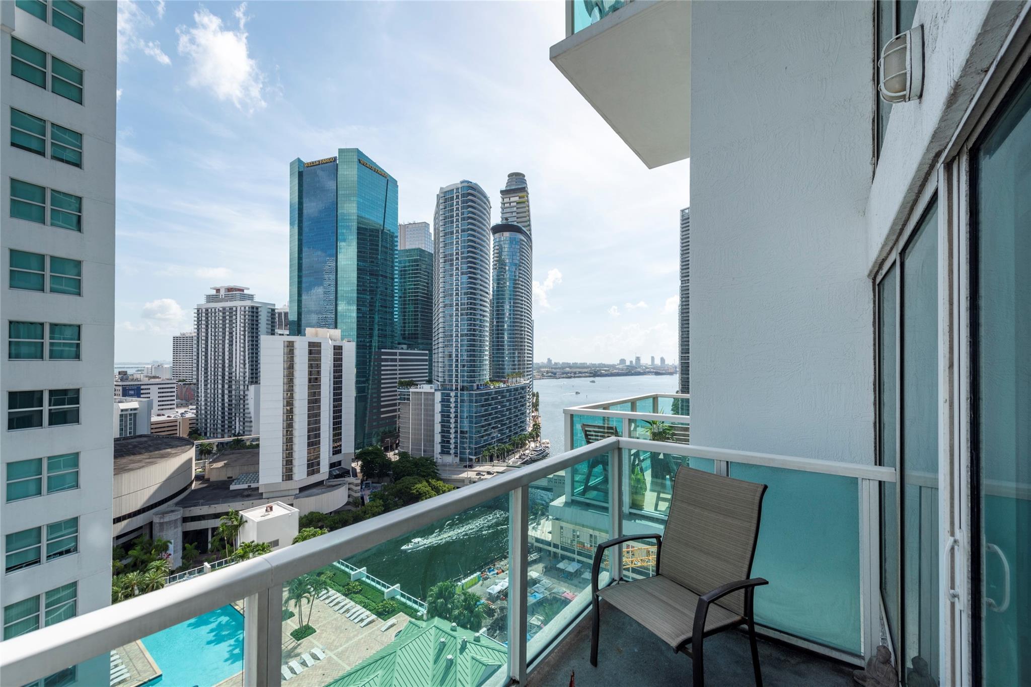 41 SE 5th Street 1315, Miami, FL 33131, Miami - Photo 3