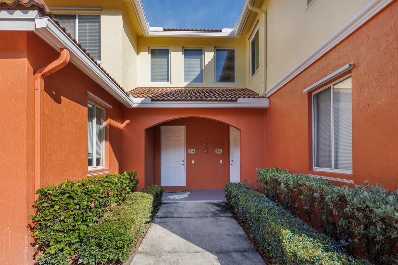 55 SE Palermo Court 105, Stuart, FL 34994, Stuart - Photo 3