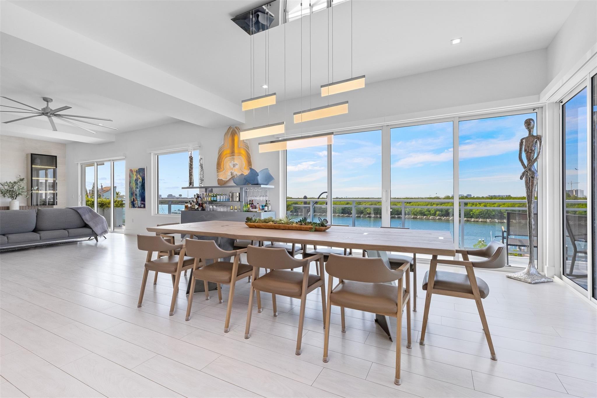 350 Desoto Street, Hollywood, FL 33019, Hollywood - Photo 4