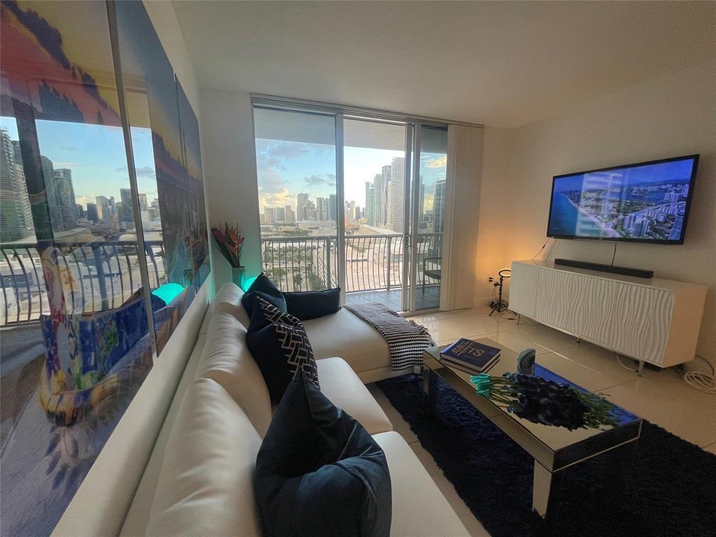 1750 N Bayshore Drive 2106, Miami, FL 33132, Miami - Photo 5
