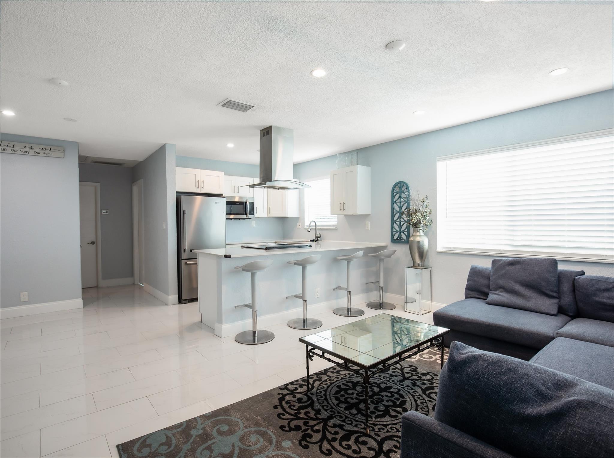 4103 NW 78th Terrace, Coral Springs, FL 33065, Coral Springs - Photo 2