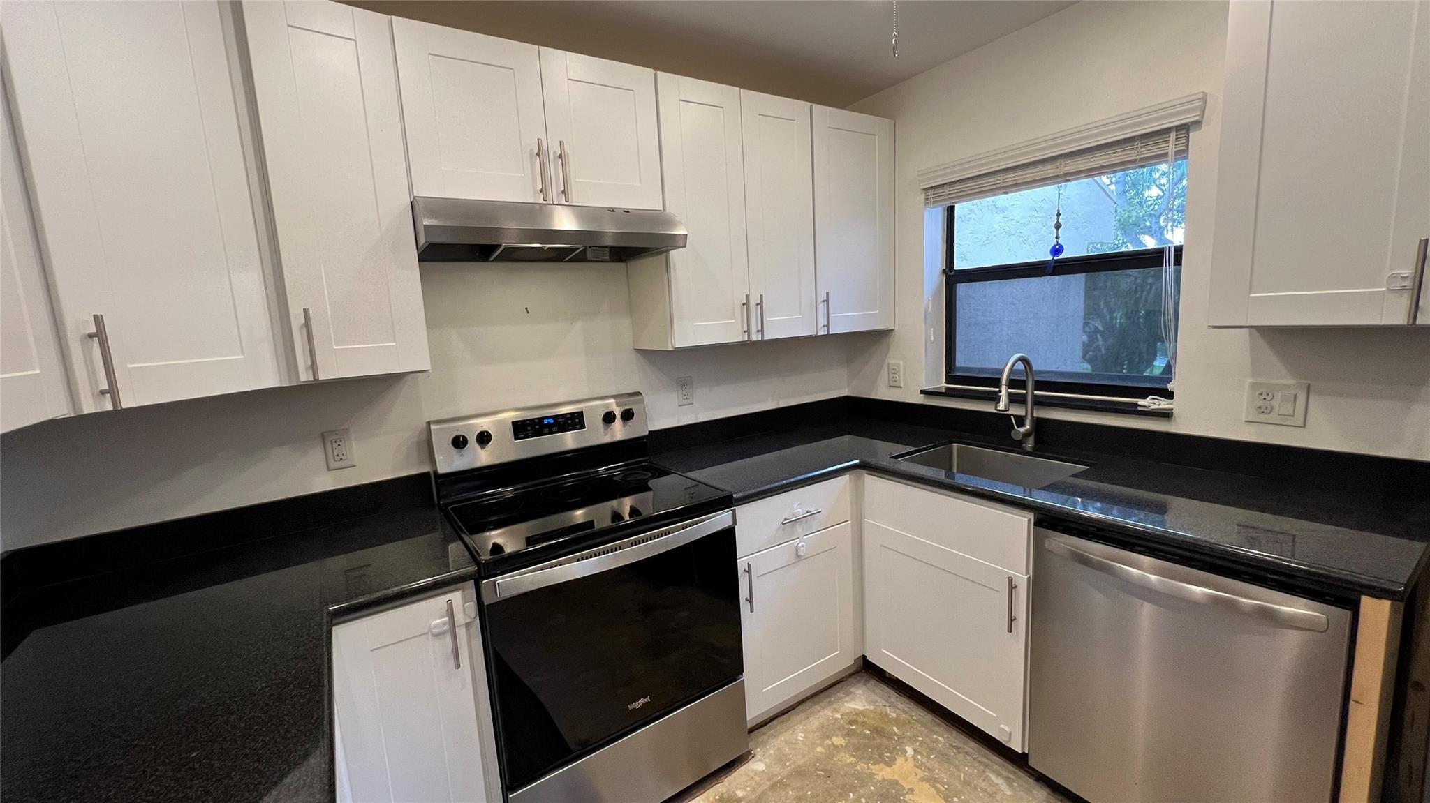 2757 Carambola Circle 1932, Coconut Creek, FL 33066, Coconut Creek - Photo 4