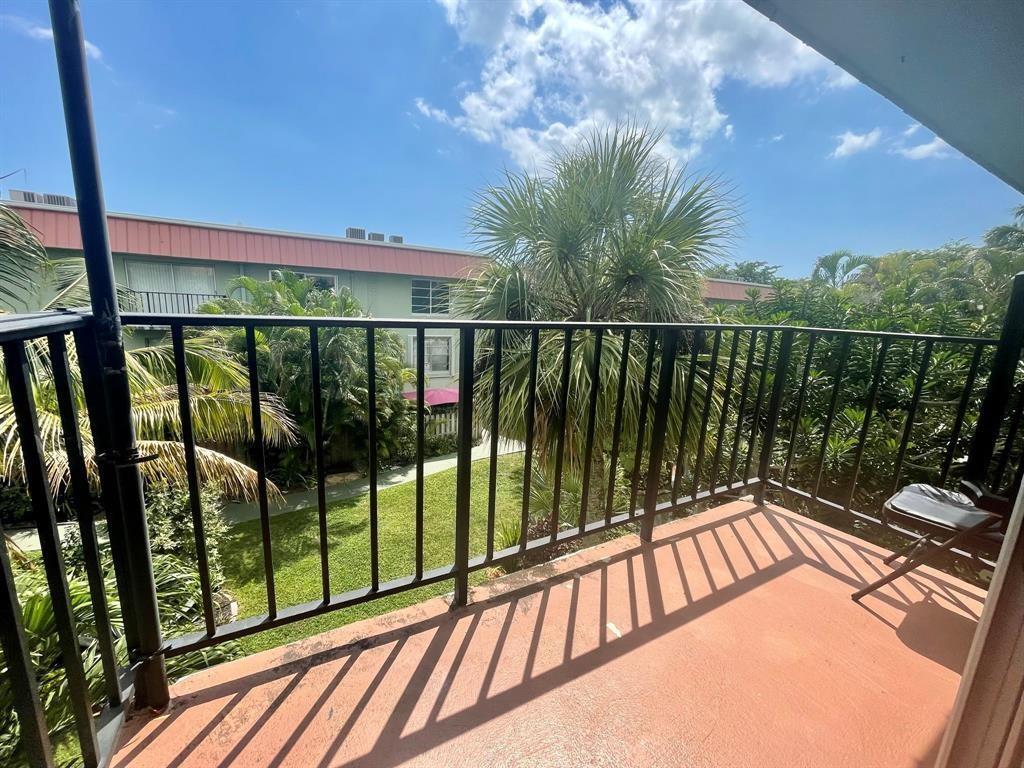 809 W Oakland Park Boulevard J12, Oakland Park, FL 33311, Oakland Park - Photo 5