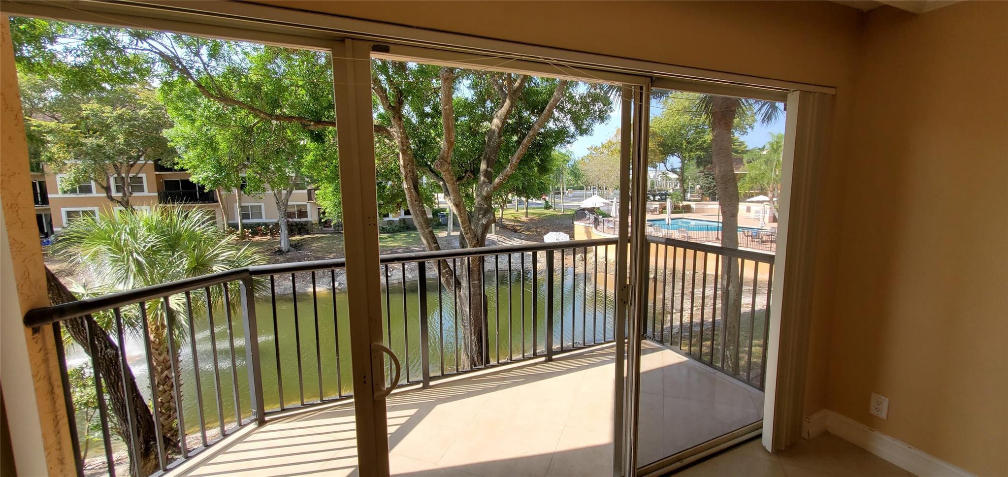 8781 Wiles Road 202, Coral Springs, FL 33067, Coral Springs - Photo 4